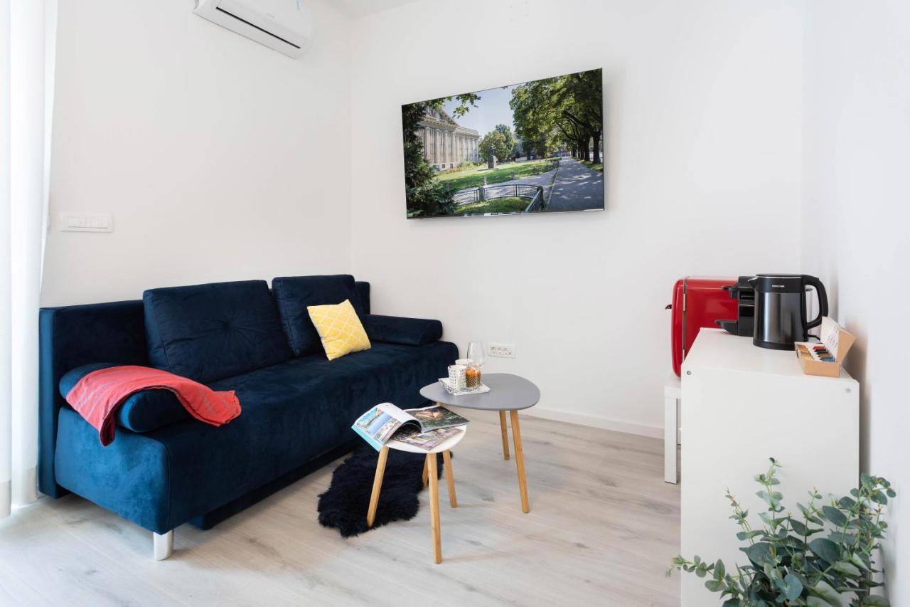 Design Triplex In The City Center With A Balcony Zagreb Exterior foto